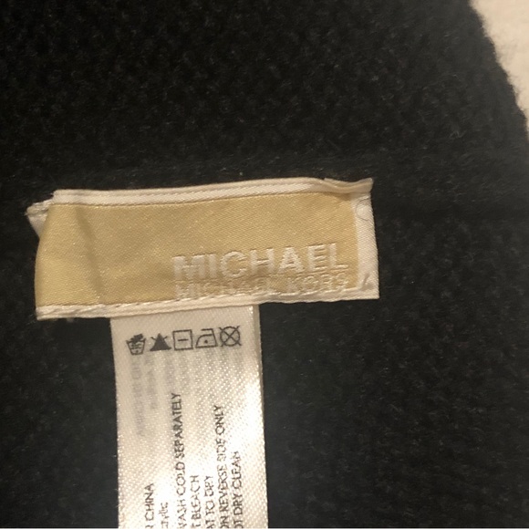 MK Michael KORS Knit Beanie Boggin Skull Hat - Picture 4 of 6